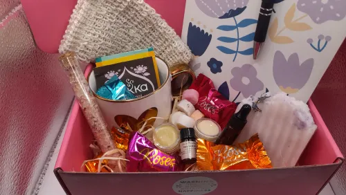 MOTHERS DAY PAMPER BOX-SMALL